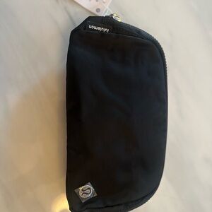 Lululemon Everywhere Belt Bag